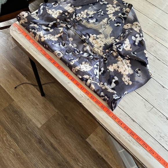 Apt. 9 Blouse Blue & White Floral Blouse XL - Picture 8 of 8